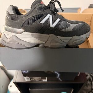 New Balance Kids' Black and Gray Sneakers